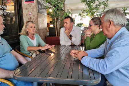 L’àrea de Mobilitat consensua amb entitats veïnals i comercials aplicar una zona ZAR al carrer Bonaire