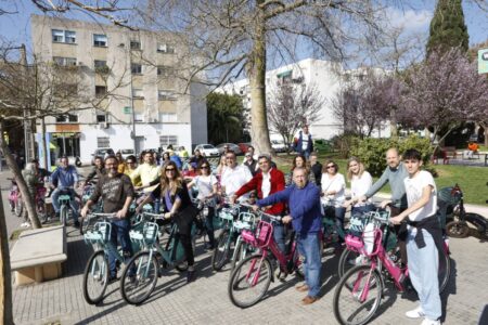 Bicicletada amb la societat civil per rompre la barrera de la Via de Cintura amb Bicipalma